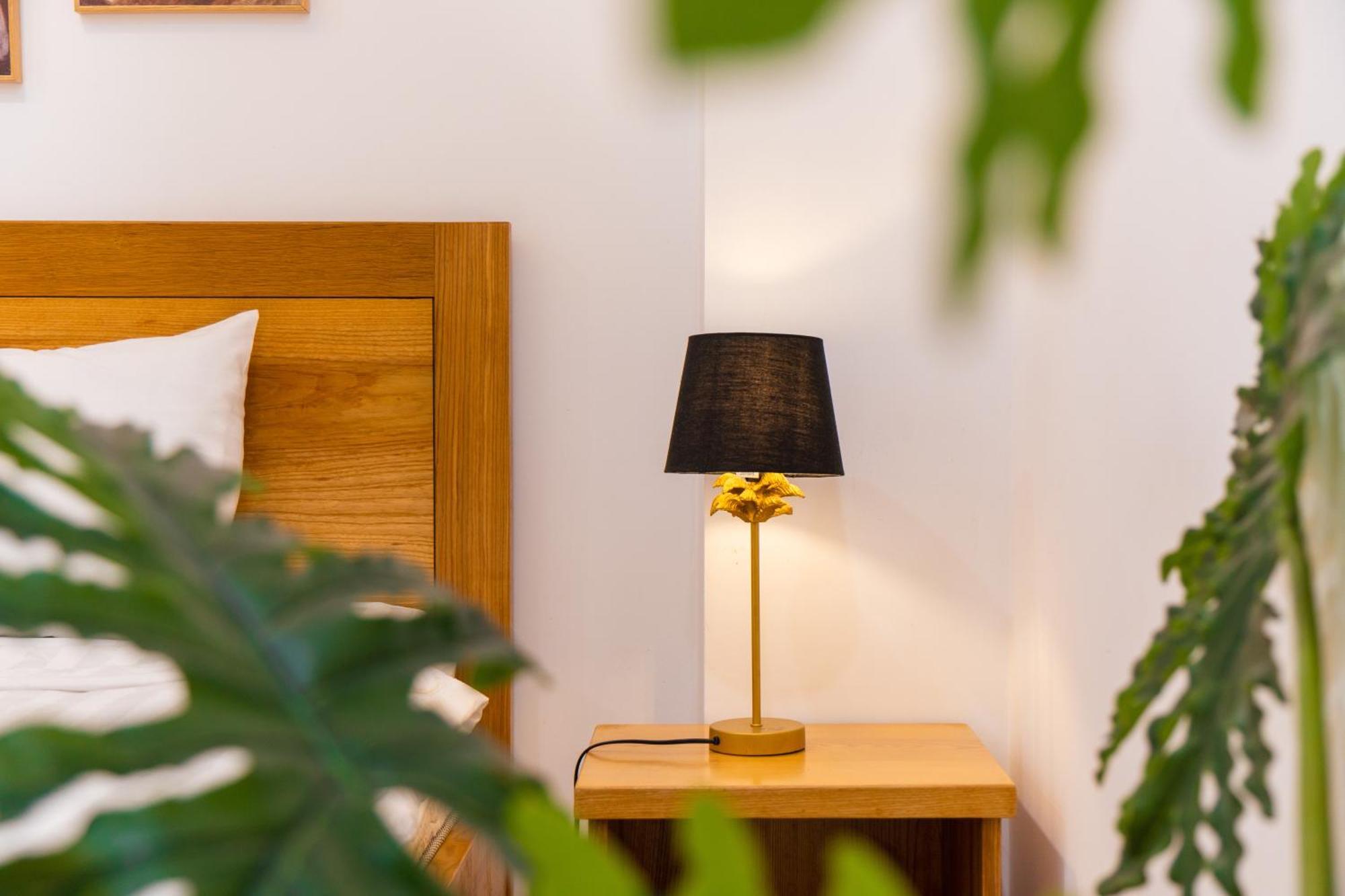 Homey Apartment Хошимин Экстерьер фото